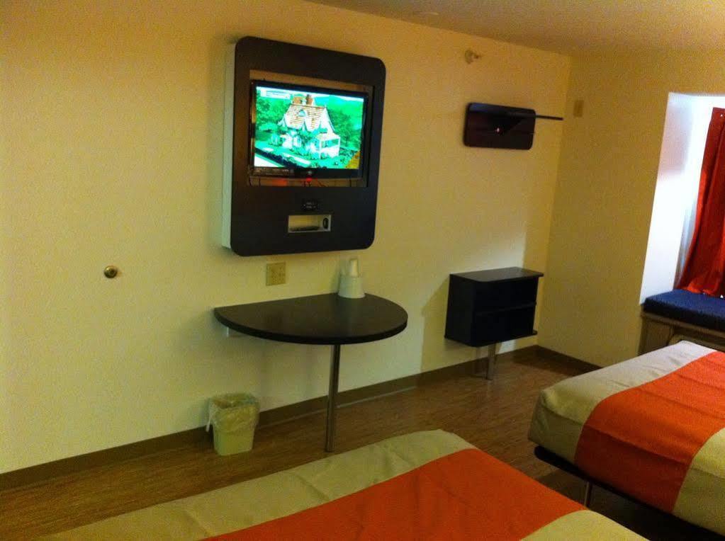 Motel 6 Indianapolis Carmel Dış mekan fotoğraf
